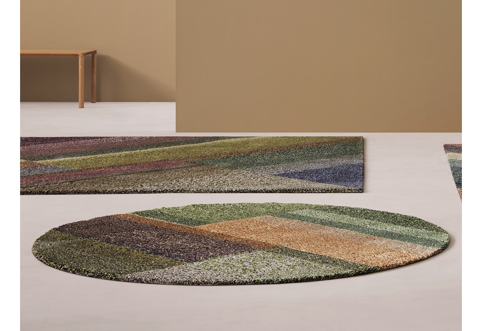 prima foto FLOURISH Tappeto fatto a mano rotondo in lana