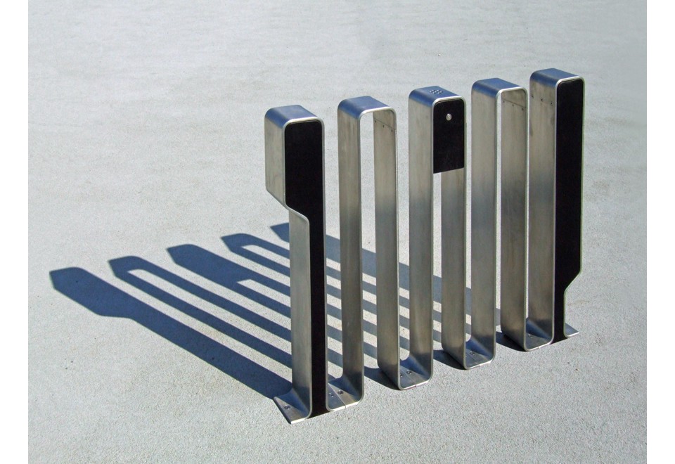 terza foto OMEGA P Rastrelliera per esterni