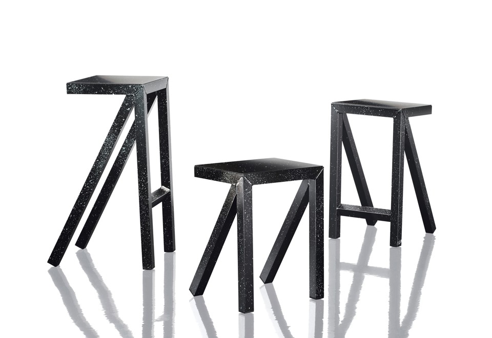 seconda foto BUREAURAMA Sgabello alto in alluminio con poggiapiedi