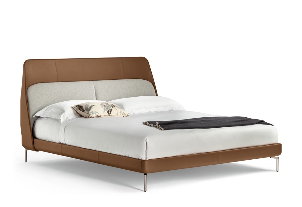 prima foto COUPÉ Letto in pelle con testiera imbottita