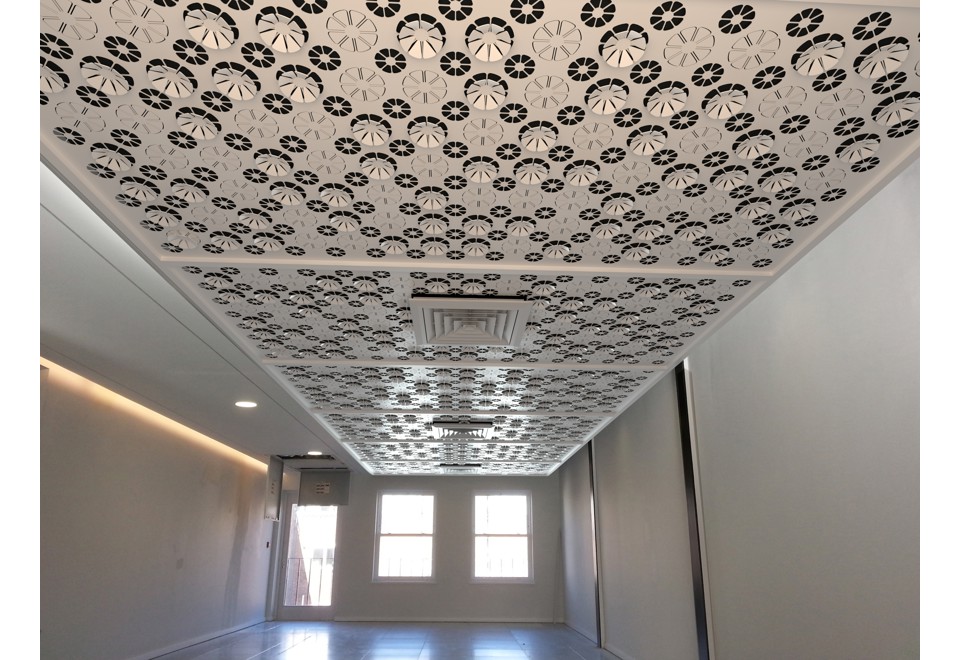 seconda foto FLOWERS Lamiera forata e bugnata per facciata