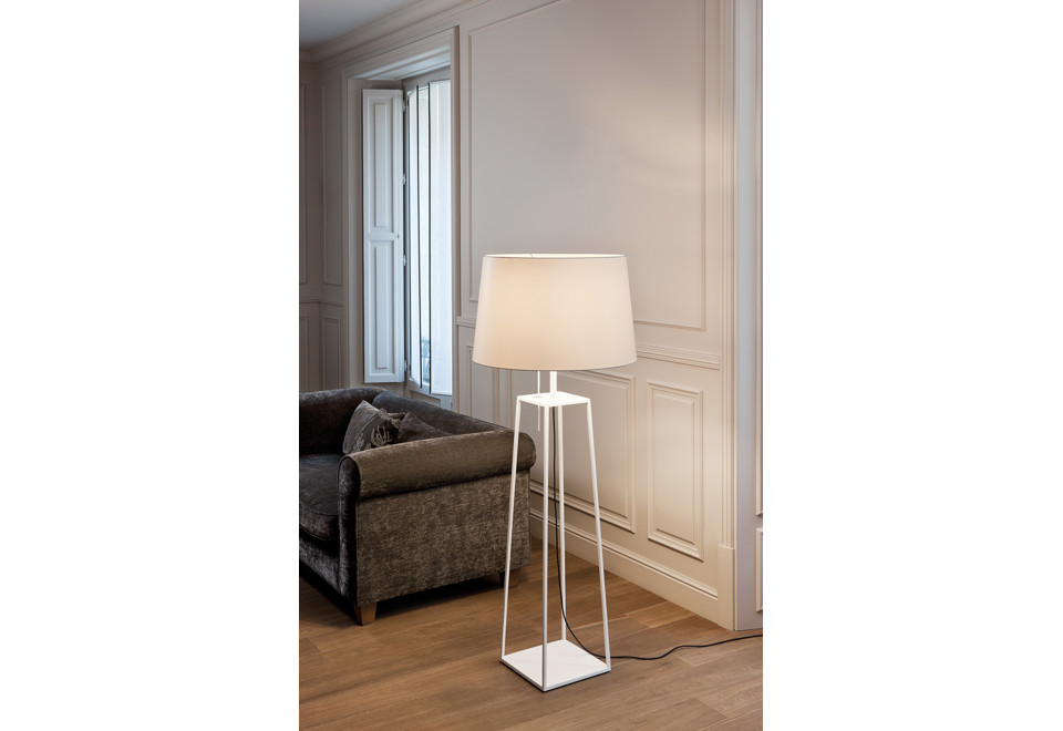 seconda foto TIFFANY Lampada da terra in metallo e paralume in cotone