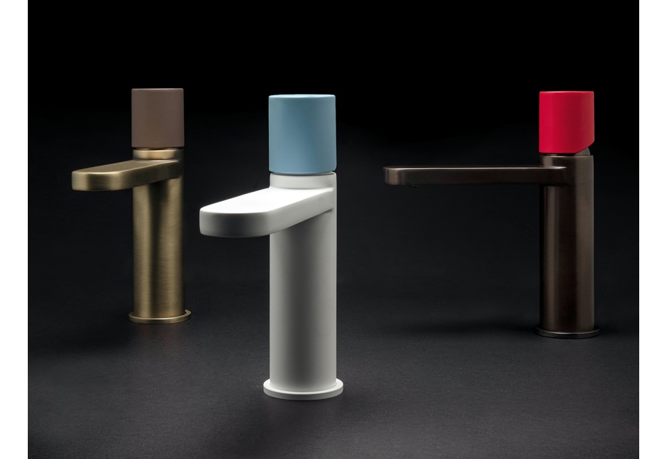 prima foto TREND X ONE Miscelatore per lavabo da piano in ottone