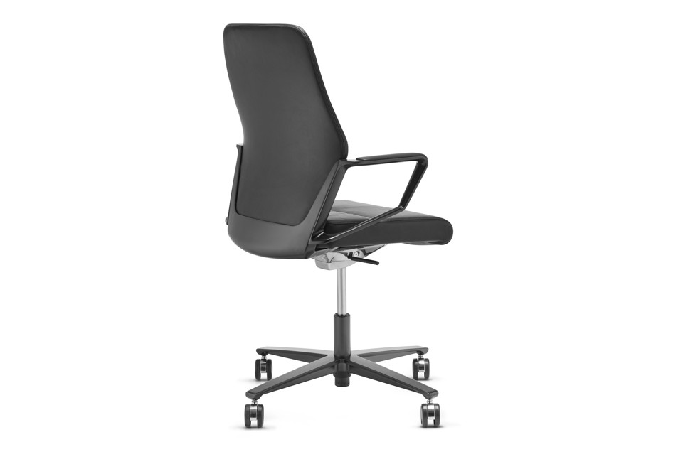 prima foto SIGNO Sedia ufficio girevole in pelle con ruote