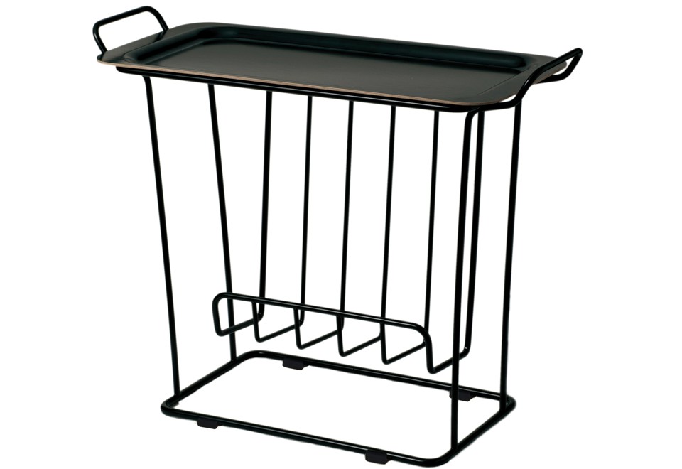 seconda foto MINNIE MAE PAPER Tavolino in metallo verniciato con portariviste con vassoio