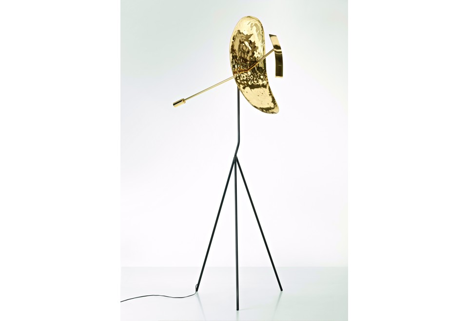 terza foto RIBOT Lampada da terra in ottone martellato