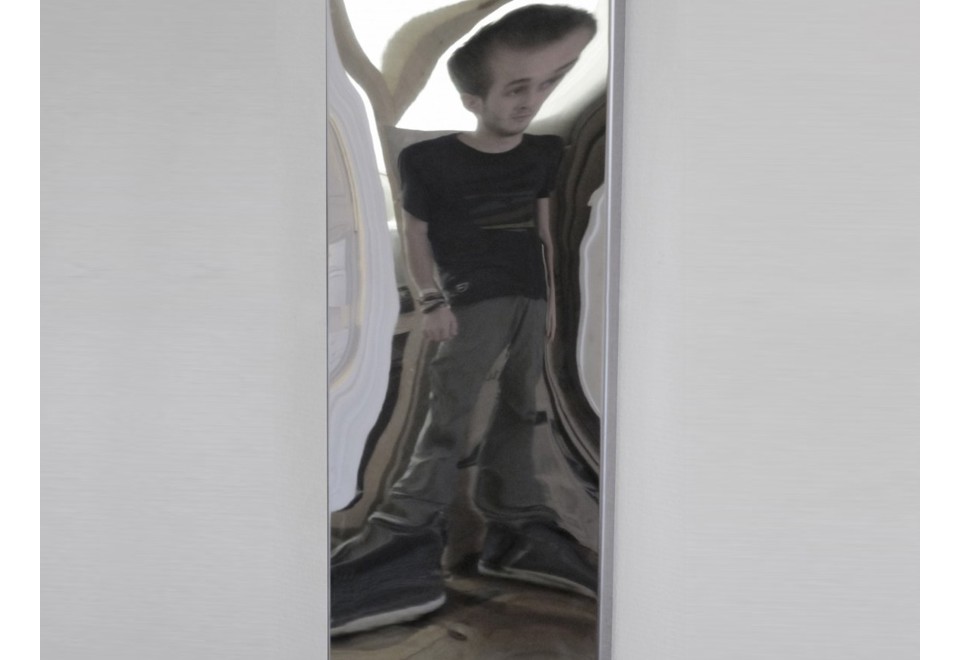 prima foto DISTORTING MIRROR Specchio rettangolare da parete