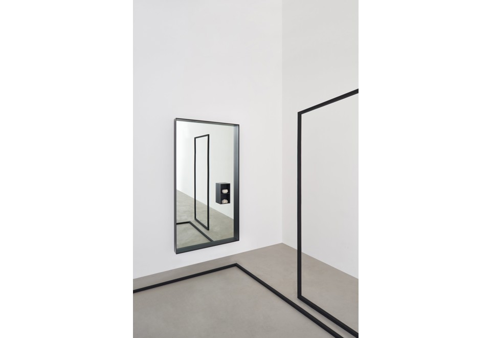 seconda foto MIR Specchio rettangolare da parete con cornice