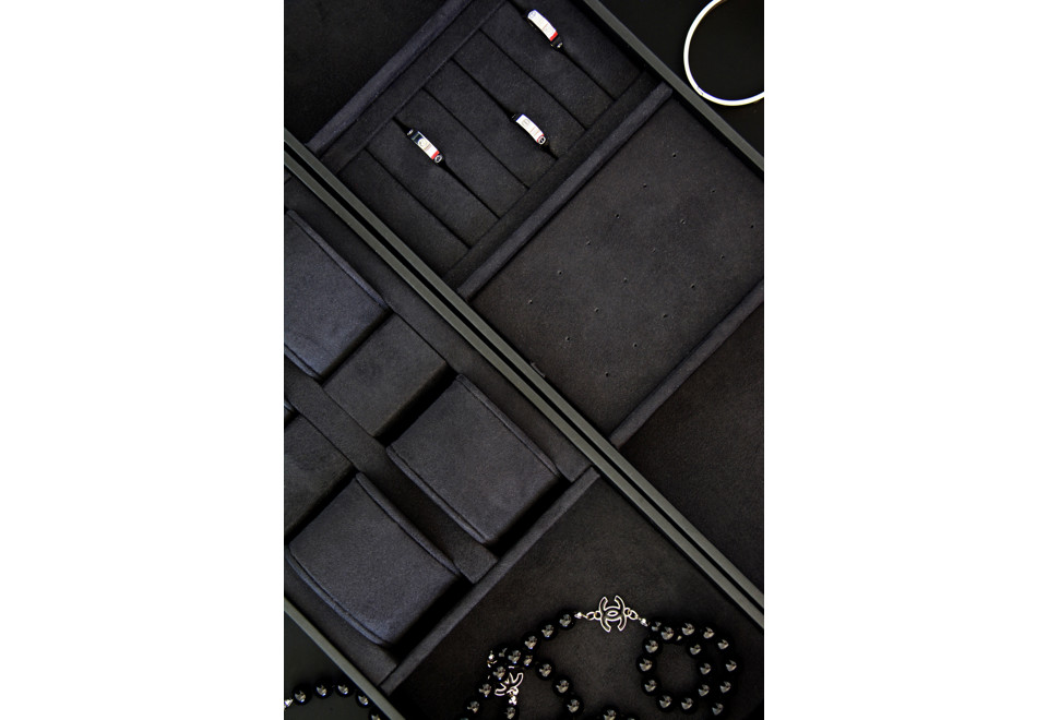 terza foto FINATTI Divisori per cassetti in legno e camoscio