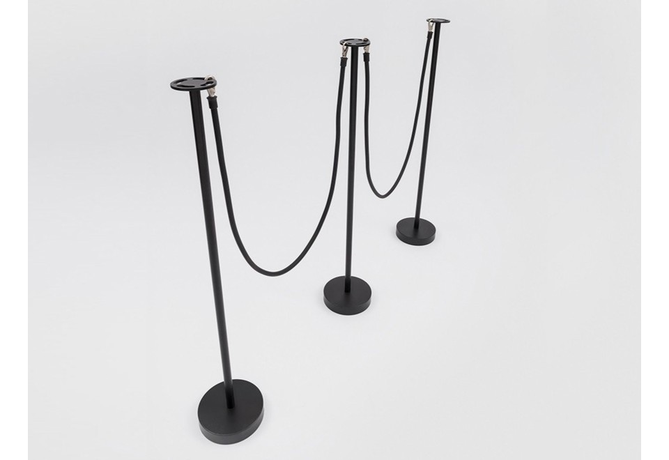 prima foto BINCAN Colonnina segnapercorso in metallo verniciato