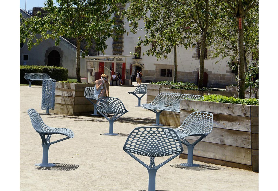 terza foto KEO Seduta da esterni in metallo