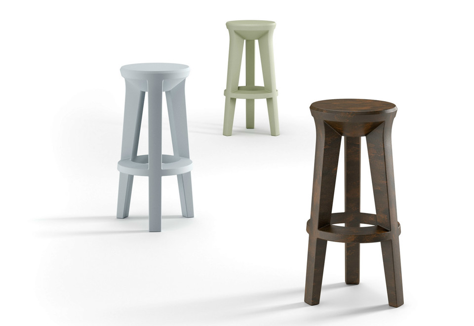 prima foto FROZEN STOOL Sgabello alto in polietilene