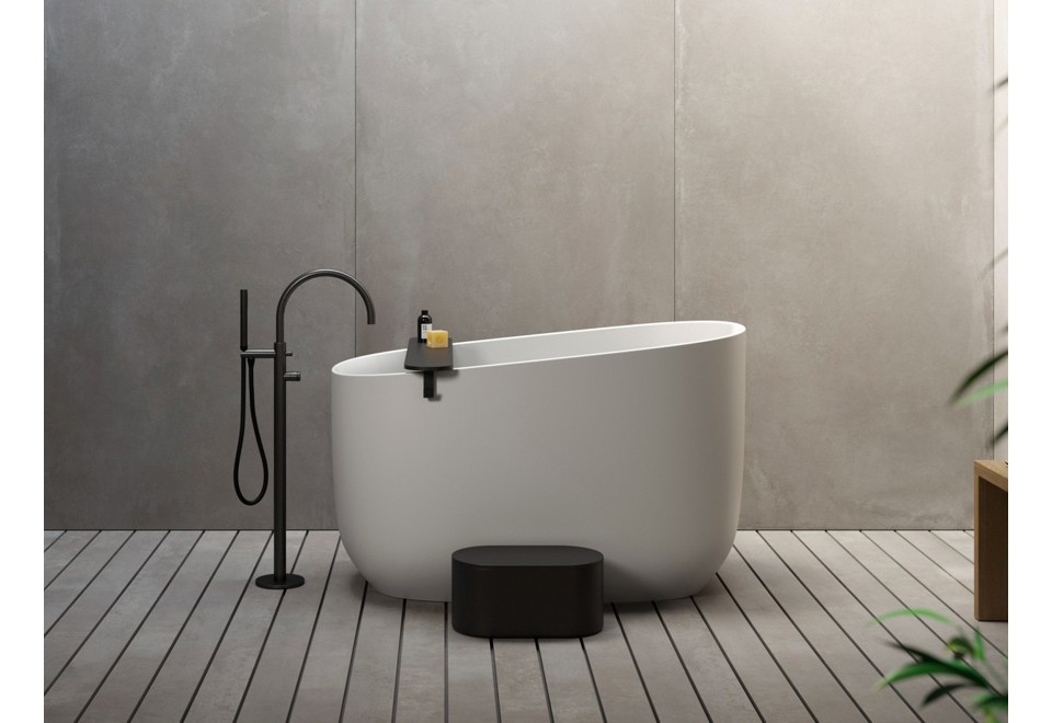 prima foto DIP Vasca da bagno centro stanza con seduta ovale in Korakril™