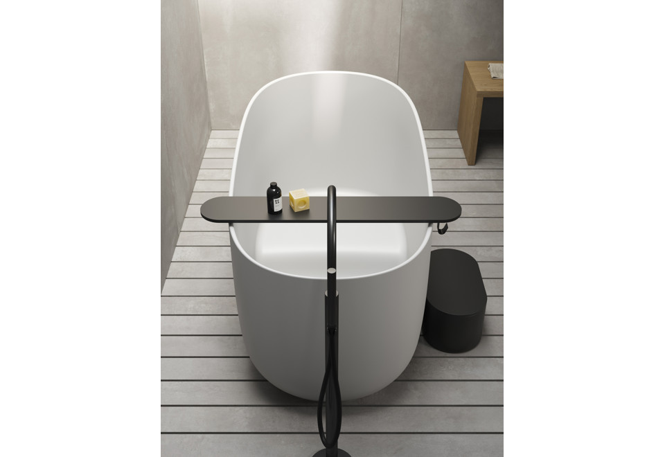 terza foto DIP Vasca da bagno centro stanza con seduta ovale in Korakril™