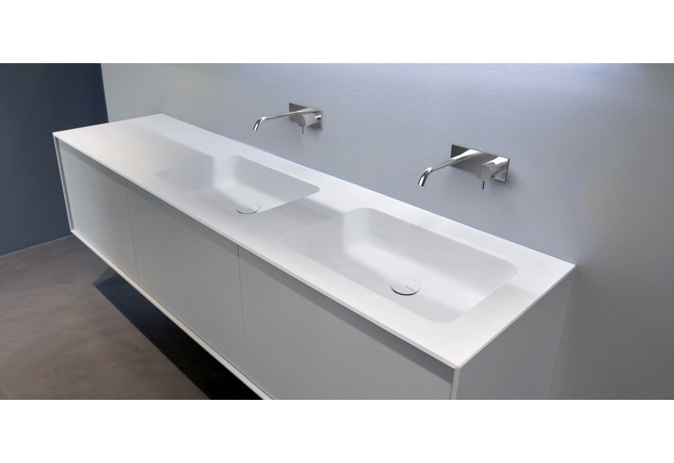 terza foto ARCO Lavabo in Corian® con piano