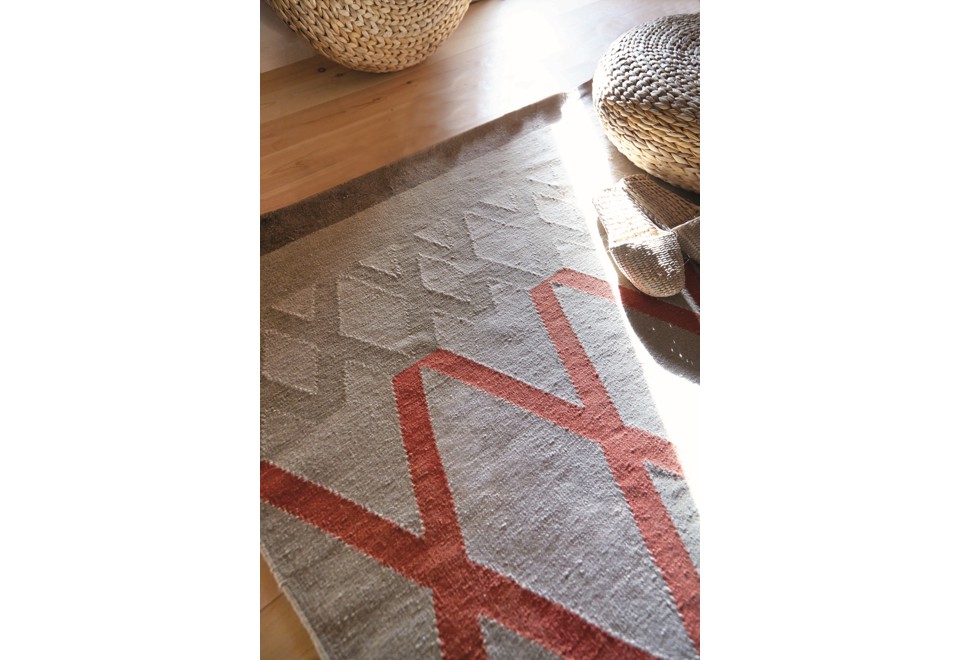 terza foto SIOUX Tappeto in lana a motivi geometrici