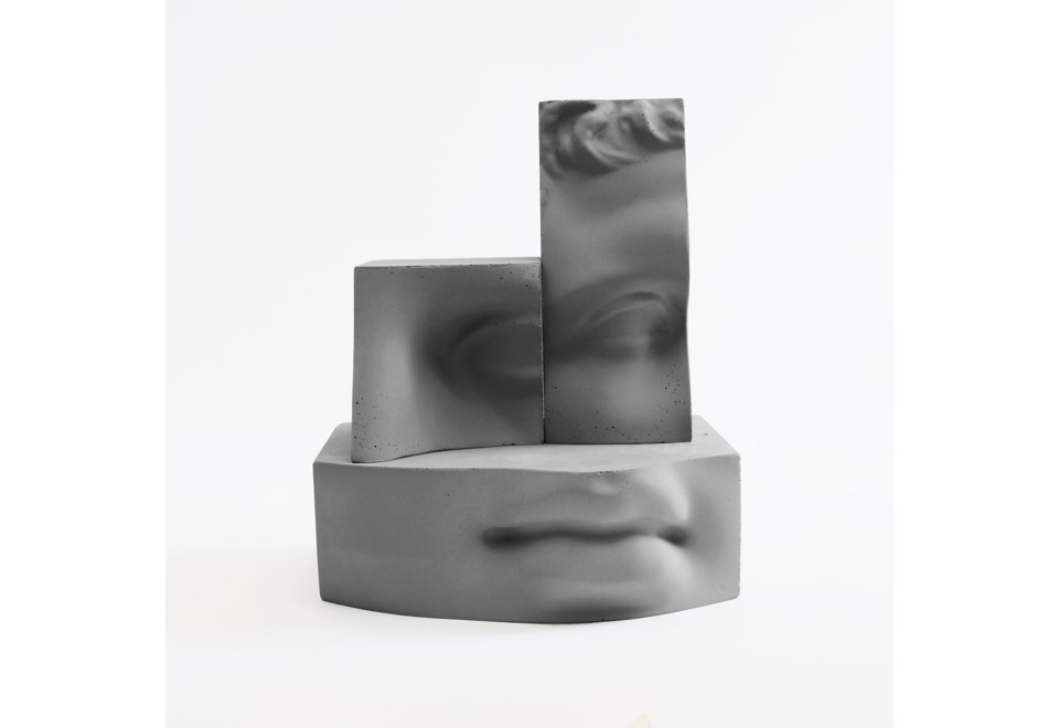 seconda foto HERMES Scultura in cemento e marmo