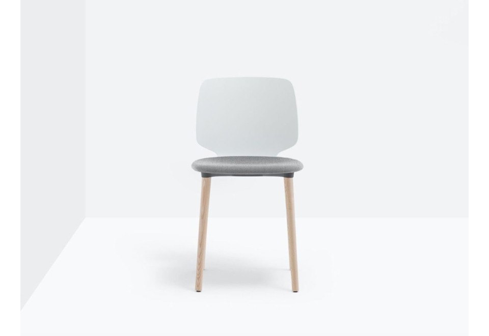 prima foto BABILA Sedia imbottita impilabile in tecnopolimero