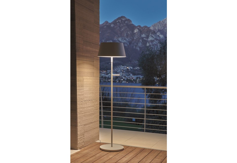 terza foto BEYOND Lampada da terra per esterno a LED senza fili